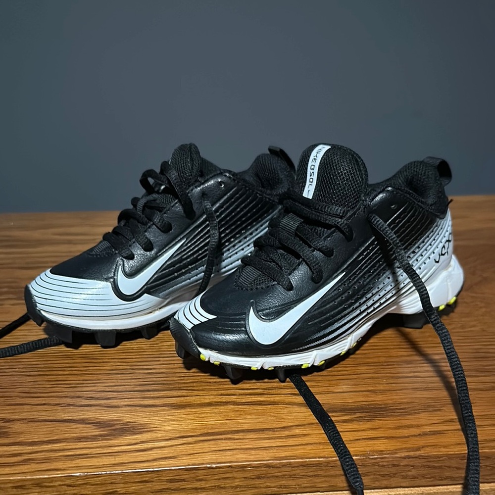 Nike Baseball Cleats